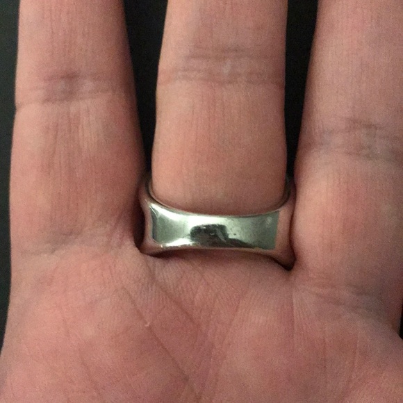 Lia Sophia silver & rhinestone cocktail ring - Picture 2 of 2